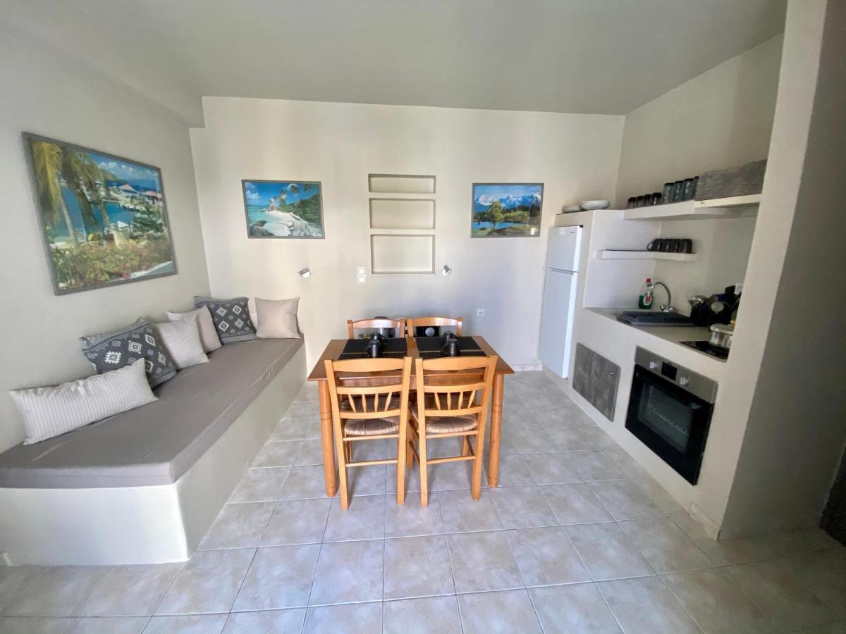 Pelagias Apartments Agia Efimia Dış mekan fotoğraf