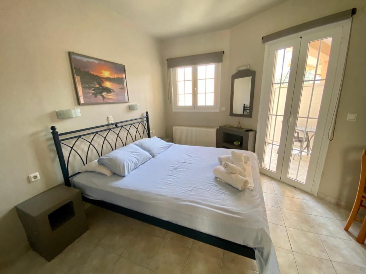 Pelagias Apartments Agia Efimia Dış mekan fotoğraf