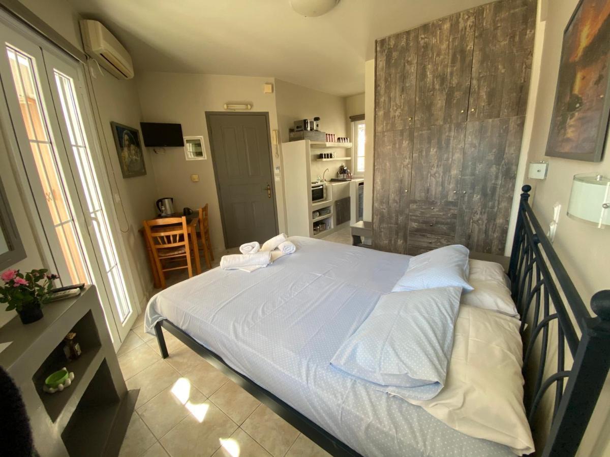 Pelagias Apartments Agia Efimia Dış mekan fotoğraf