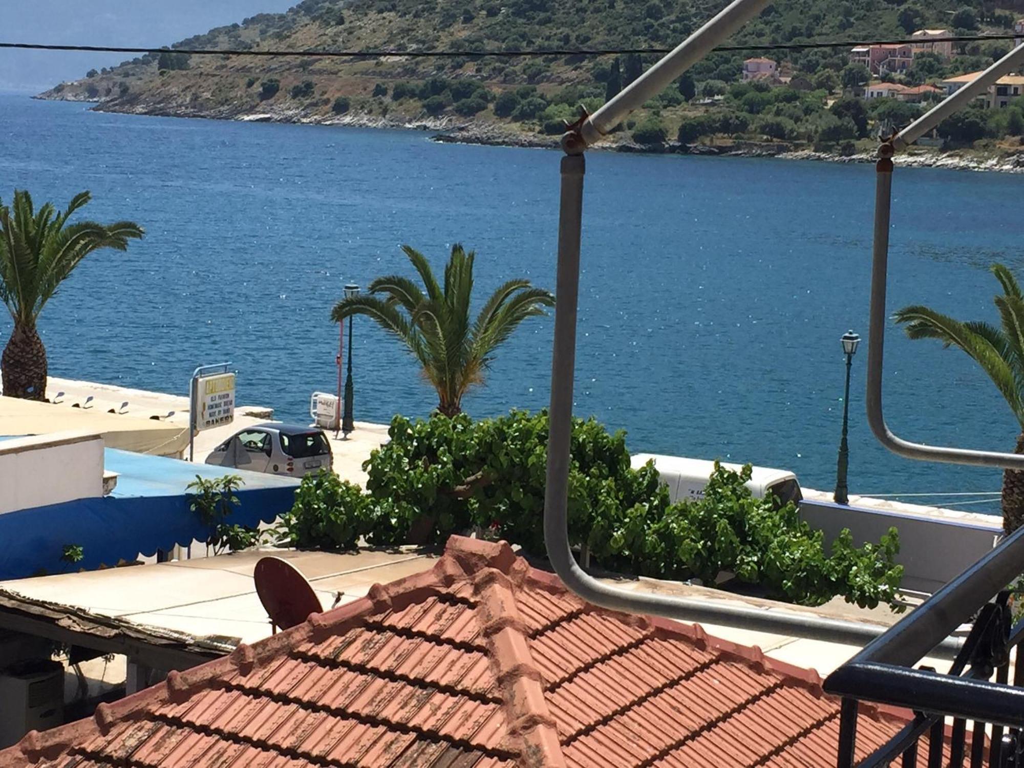 Pelagias Apartments Agia Efimia Oda fotoğraf